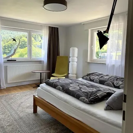 Panorama Im Schwarzwald In Einzigartiger Lage, Terrasse, 2 Schlafzimmer, Direkt Am Waldrand, Nahe Baden-baden Apartment *